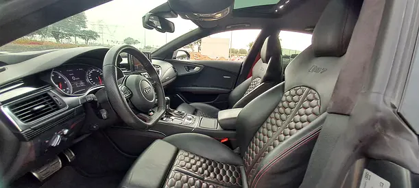 2015 AUDI RS7 — фото 9