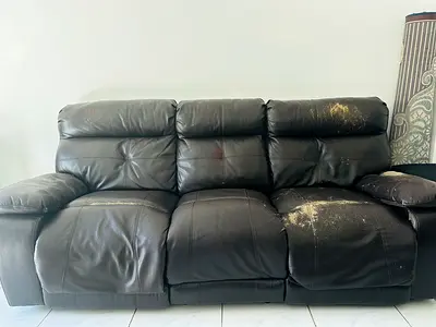 RECLINER SOFA