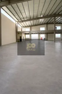 Warehouse for Annual Rent in Umm Al Quwain Total Area 5,000 Sq.Ft 50 KW Power AED 200,000