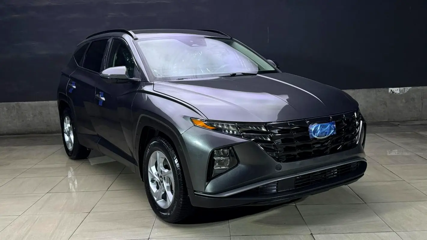 Hyundai Tucson 2022 — photo 1 of 19