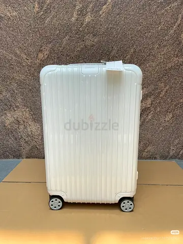 Rimowa cabin white