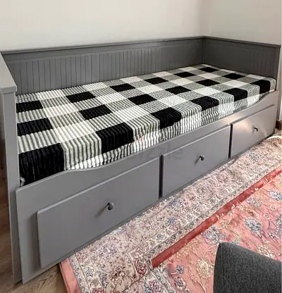 IKEA Day bed with two mettreses available in perfect condition