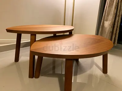 Stylish Nesting Tables in Walnut Veneer