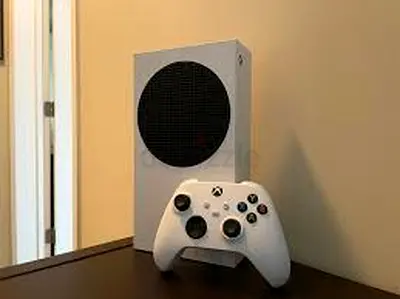 Xbox Series S perfect condition