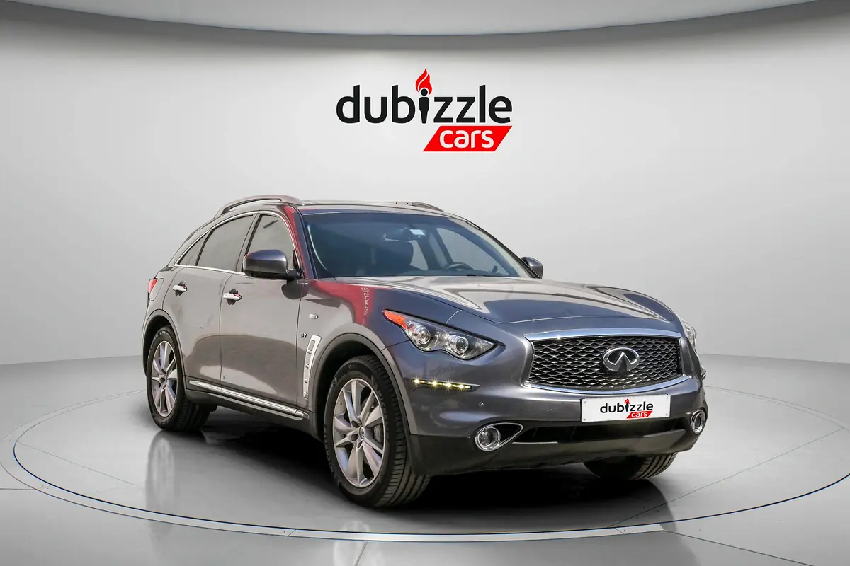 Infiniti QX70 2018 — photo 1 of 19