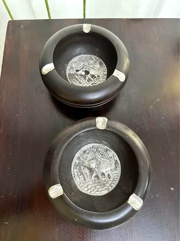 2-pcs Elephant Ashtrays Home Décor
