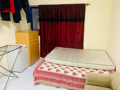 Master bedroom for rent