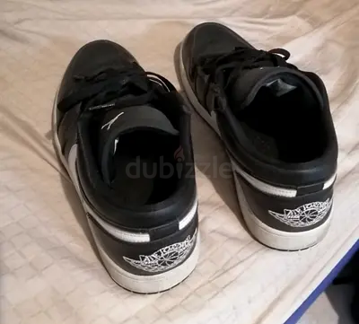 Nike Air - 43 EU - 120 AED only