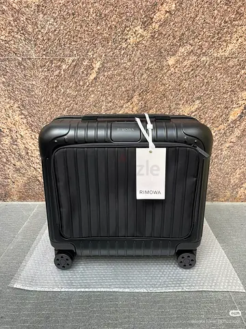 Rimowa pilot