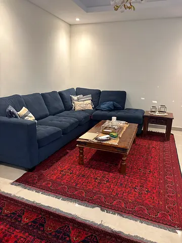 Comfortable L-Shaped Sofa from united furniture