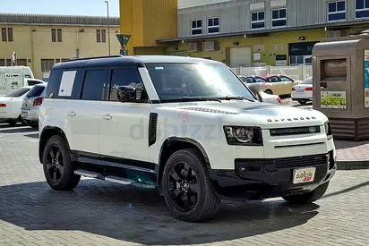 AED 3799/month | 2023 Land Rover Defender 110 SE (P400) | GCC Specs | Ref#416424