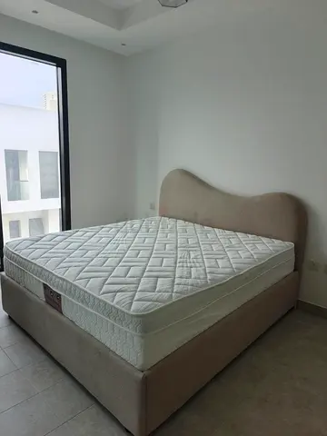 Comfortable King Size Bed for Sale