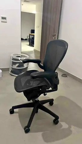 Herman Miller Aeron Chair Size B Fully Loaded Posture Fit