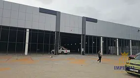 Showroom for Rent – Umm Al Quwain Large showroom available for rent in a prime location in Umm Al 
