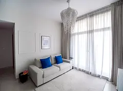 High floor | City views | Prime Downtown location