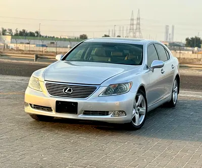 لكزس LS460 فل اوبشن موديل 2007 دفع خلفي