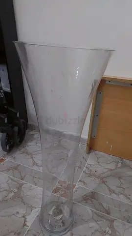 Elegant Clear Decorative Vase