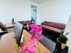 Maximize Your Business Efficiency in Our Flexible Office Spaces.