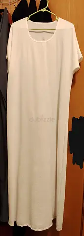 URGENT SALE: UNDER OPEN ABAYA DRESS