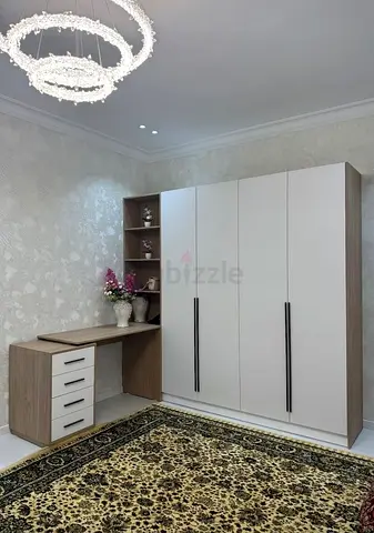 Stylish Modern Wardrobe with Integrated Desk