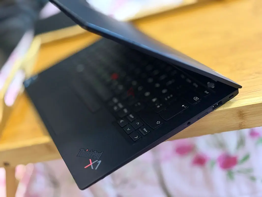 Lenovo X1 CARBON CORE I7-VPRO 11.ª GENERACIÓN