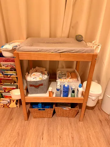 IKEA sniglar Changing Table for Your Babys Needs + babycare mat + storbaskets (white/ 5 items)