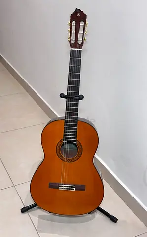 Yamaha C80 Classical guitar -Excellent condition