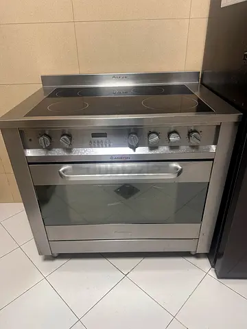 Efficient and Modern Oven for Sale