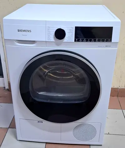 Siemens iq300 9kg Heat Pump Dryer for Efficient Clothes Drying