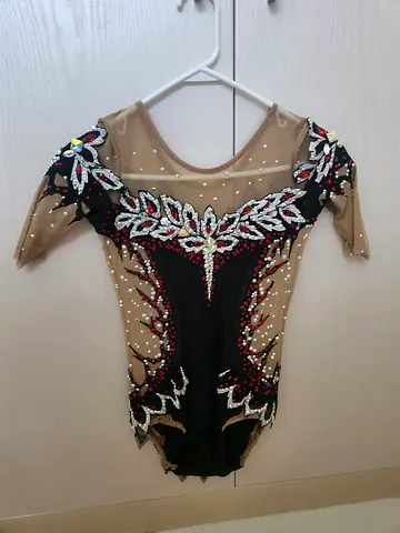 Rhytmic gymnastic leotard