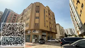 A distinctive commercial investment building with an annual return of 9%