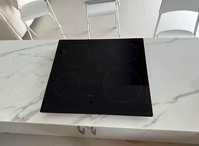 Bosch built in electric cooktop 60cm in excellent condition