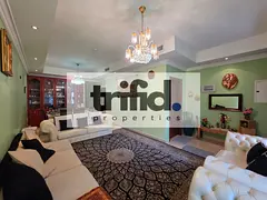 READY TO MOVE | SPACIOUS UNIT | PRIME LOCATION