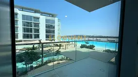 Ready To Move In | Lagoon View | Negotiable