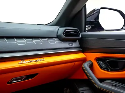 صورة مصغرة 16 لـ 2025 Lamborghini URUS