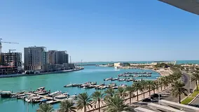 Sea-view apartment with free parking and a master maid’s room on Al Khan Corniche, near Dubai exit