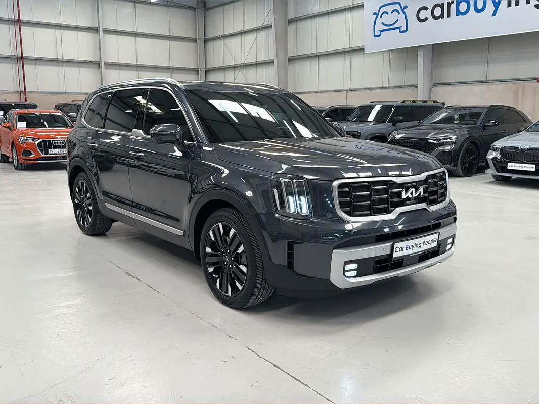 Kia Telluride 2024 — photo 1 of 19