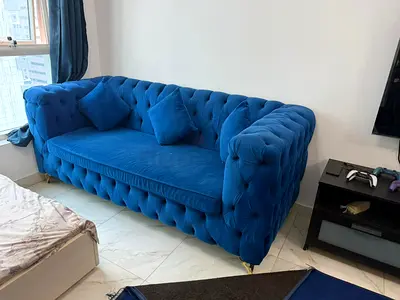 Luxury Blue Velvet Chesterfield Sofa – Excellent Condition