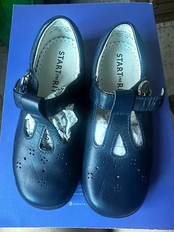 NEW Startrite kids shoes