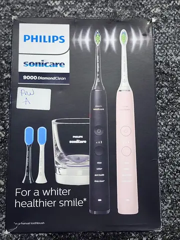 Philips Sonicare DiamondClean Electric Toothbrush Set