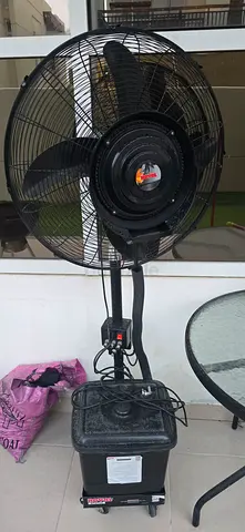 Industrial fan with mist
