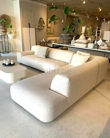 Modern Chenille Sectional Sofa in Light Beige
