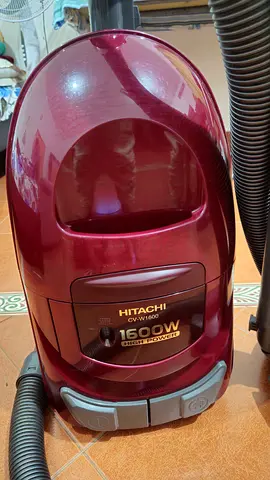 Hitachi 1600W Vacuum Cleaner for Sale