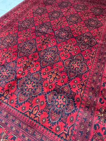 Beautiful Asian Area Rug - Elegant Design for Your Space