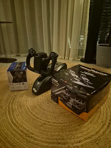 Thrustmaster boeing yoke