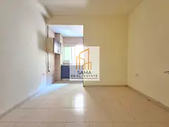 Separate kitchen studio flat close to bus station for family rent 20k
