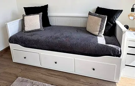 Ikea Day bed with two mettreses
