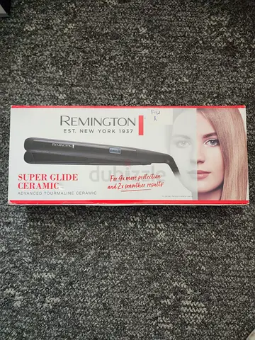 Remington Super Glide Ceramic Hair Straightener - New  Unused