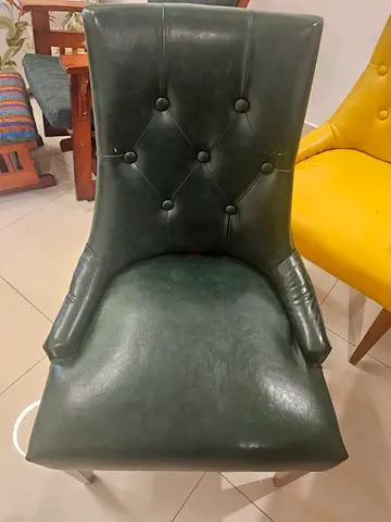 Extendable dining table with Stylish Vintage Green and yellow dining Chairs(4)