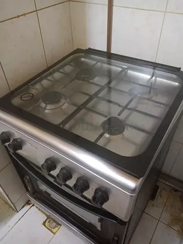 Cooking range